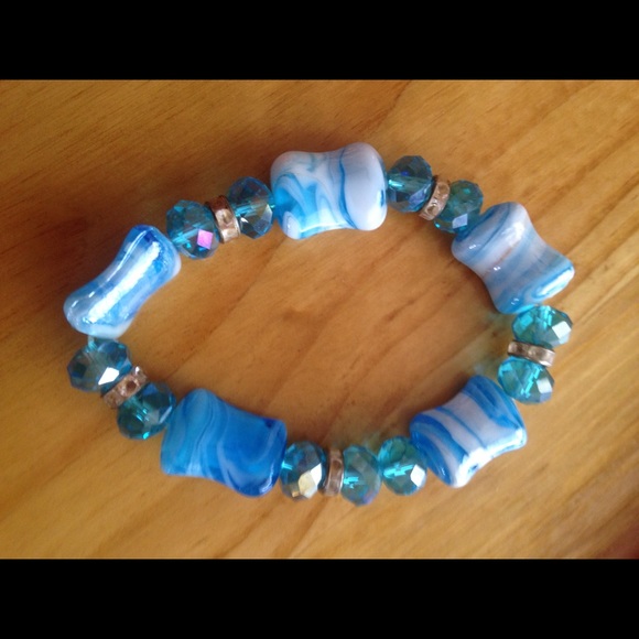 Jewelry - Beaded handmade bracelet